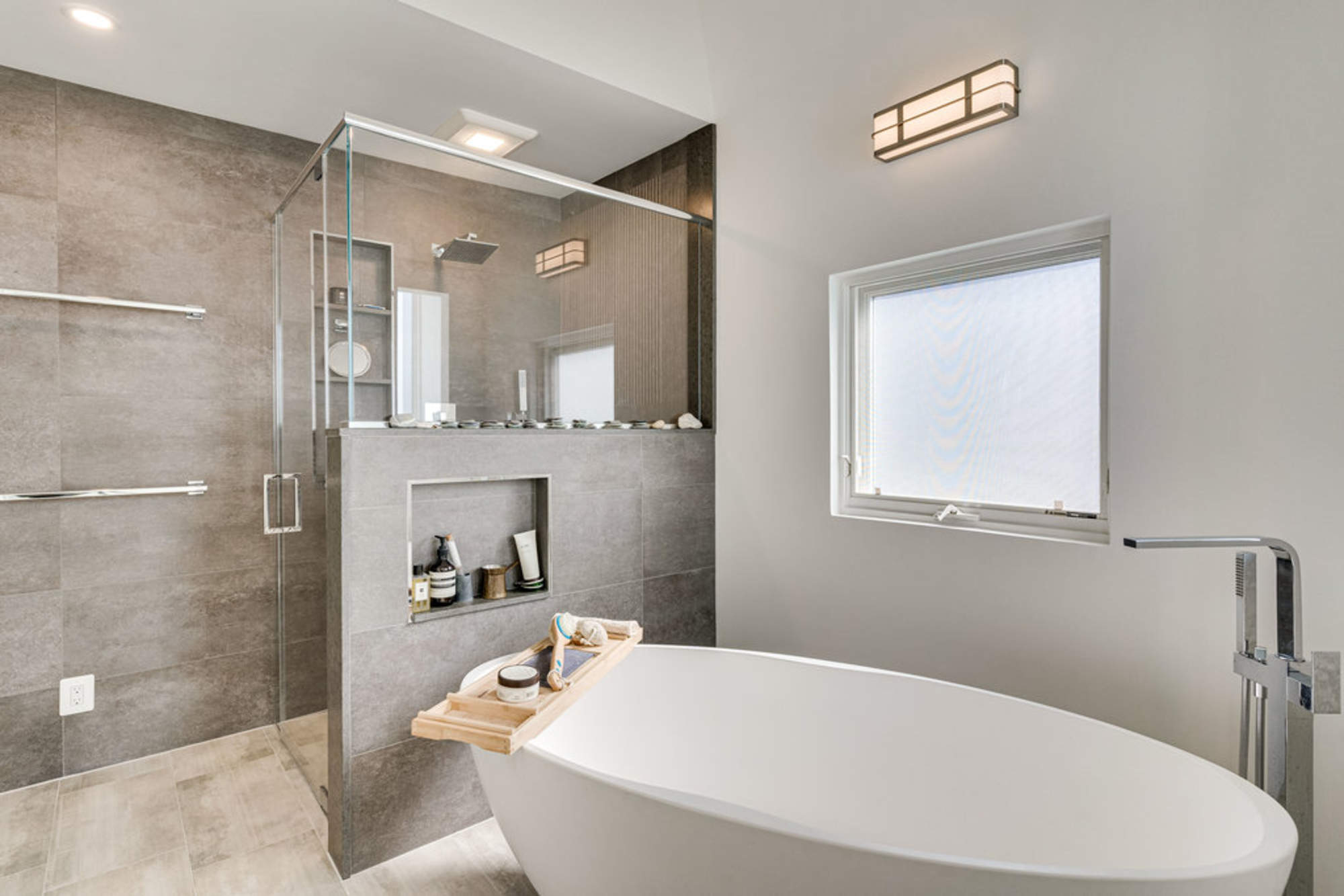 5 Bathroom Design Rules You Should Break in 2023